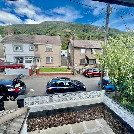 Executive 3 Bedroom Port Talbot Town Centre Margam Sleeps 7 Zewnętrze zdjęcie