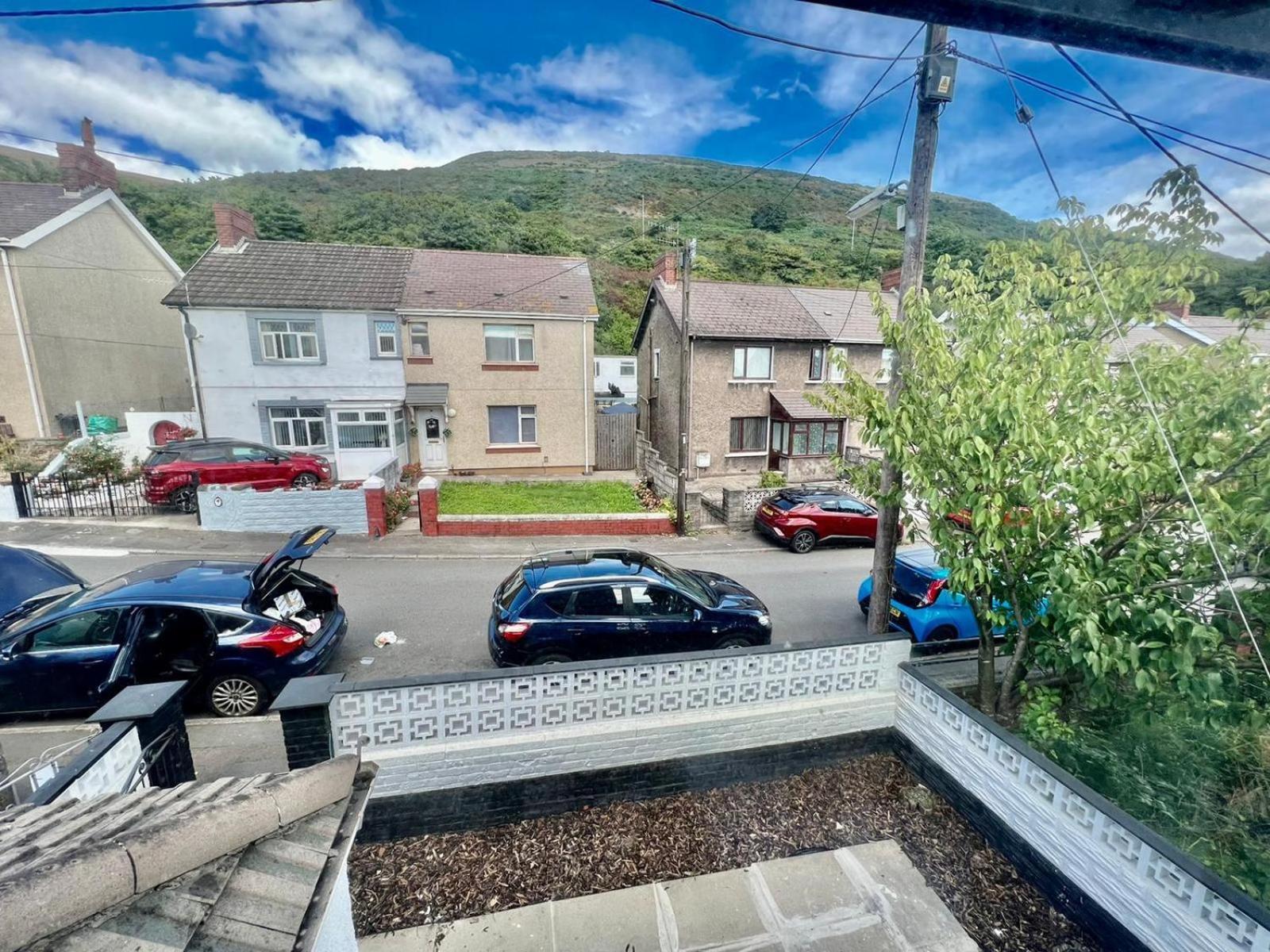 Executive 3 Bedroom Port Talbot Town Centre Margam Sleeps 7 Zewnętrze zdjęcie